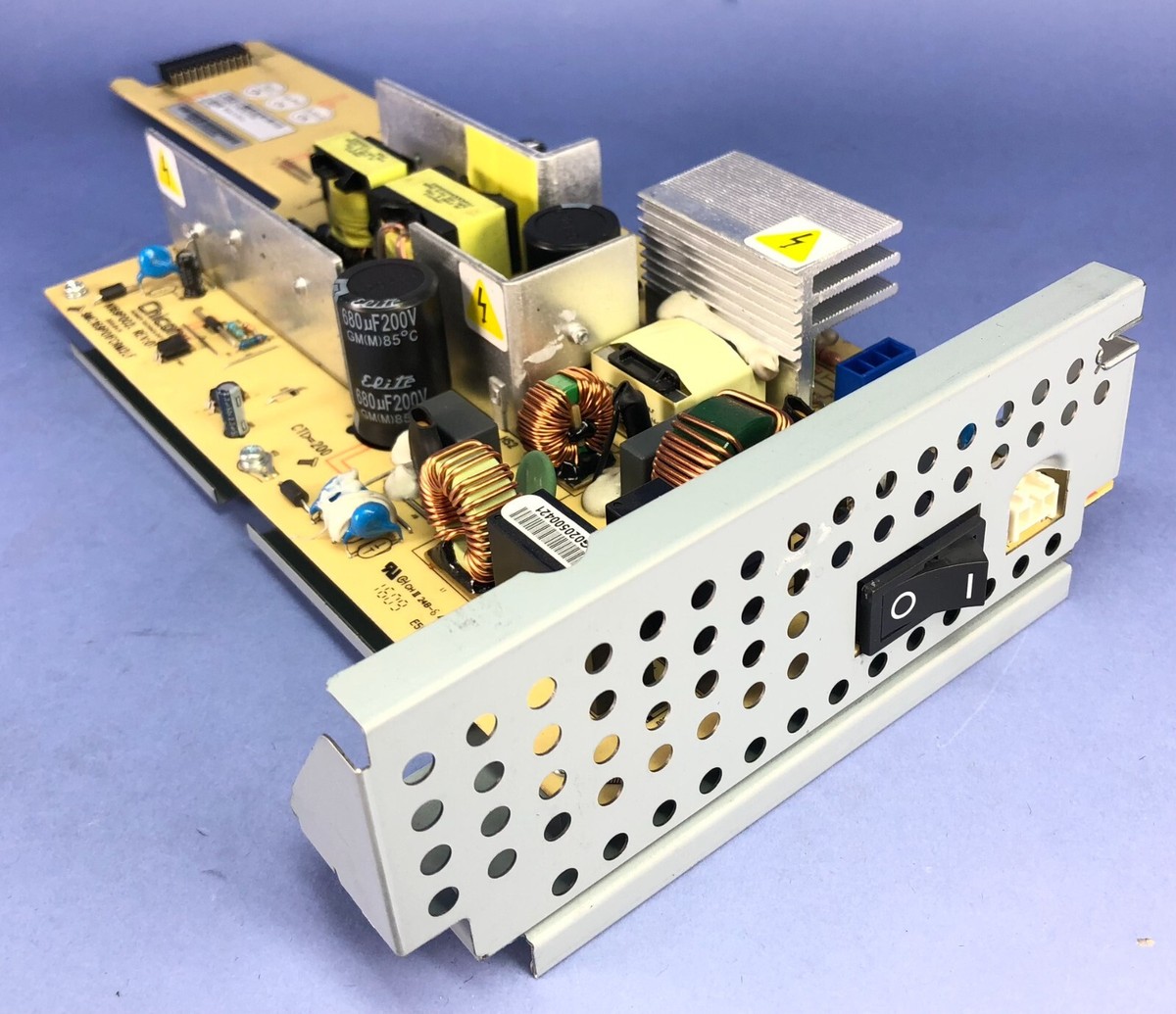 ds-2223626 (まとめ) 桜井 Hi Lucky カラーシート200mm×10m ミディアムブラウン LH6081K20 1本  (ds2223626) ds-2223626 (まとめ) 桜井 Hi Lucky カラーシート200mm×10m ミディアム