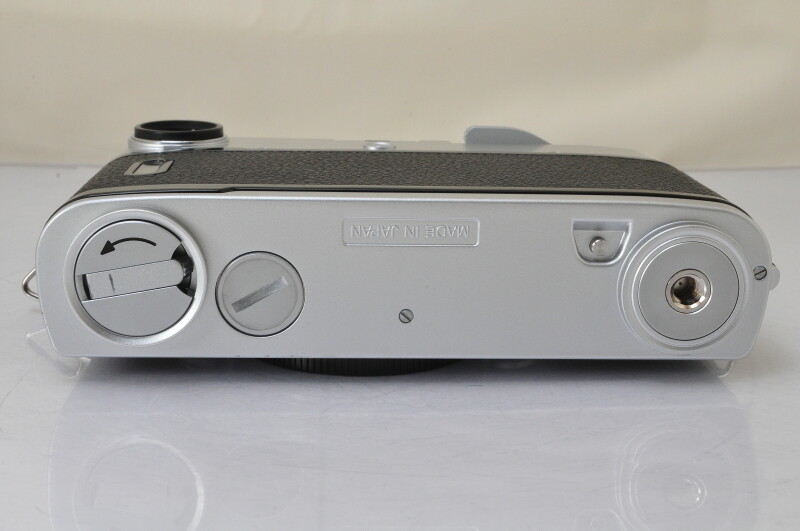 Zeiss Ikon 35mm Rangefinder Camera Body, Black (uses Zeiss