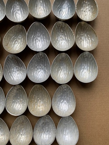 38 Pieces Metal Baking Nut Molds Vintage Kitchen Cookie Cutters Aluminum Molds - Picture 8 of 10