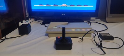 ATARI XE SYSTEM FUNKTIONSFÄHIG + EINGEBAUTE KOMMANDORAKETE