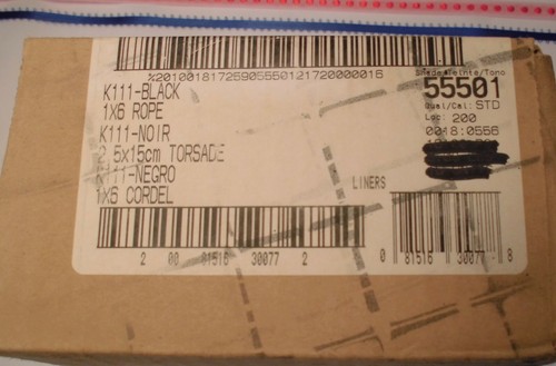 1 Pc. Daltile *Gloss Black* Ceramic Sizzle Liner Rope Pencil Tile; 6" X 1-1/4" - Picture 8 of 12