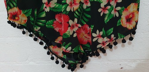 CHASE NEW DESIGN Label Womens Short Floral Holiday Festival Short Shorts Size 12 - Picture 3 of 6