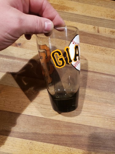 Pintura artística pintada a mano de vidrio SF Giants  - Imagen 6 de 6