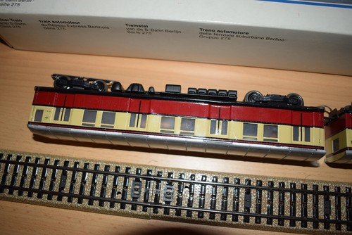 MÄRKLIN 3128 - Triebwagenzug der S - Bahn Berlin Br 275 mit OVP - Bild 9 von 10