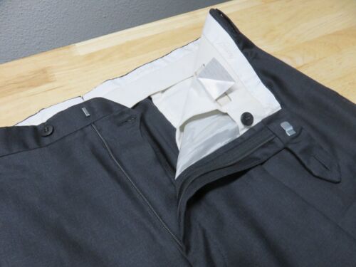 Mens Brioni Super 150 Wool Dress Pants Pleated Gray Size 36R 37x28 + 2 in Cannes - Picture 3 of 11