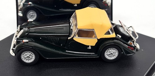 Vitesse 1/43 Morgan +8 Closed Connaught Green 1968 Diecast Model Car - Picture 4 of 6