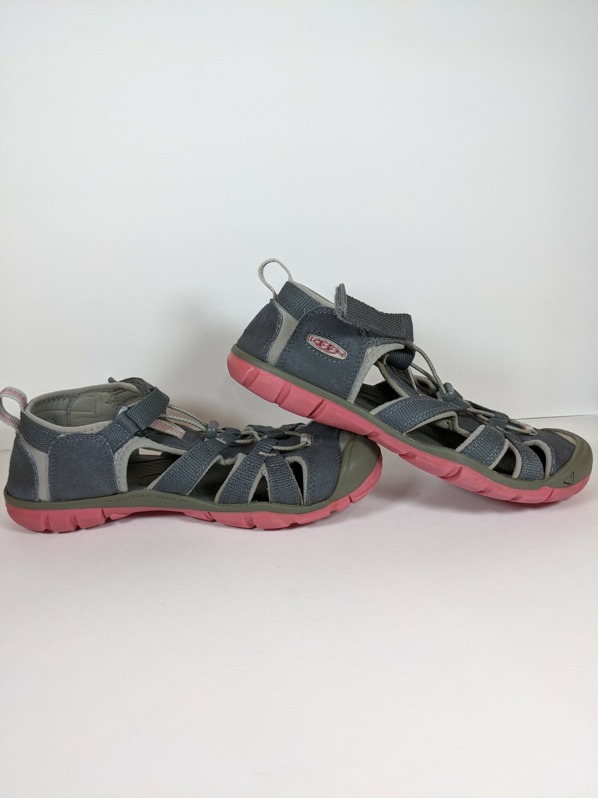 Sandali ibridi da acqua Keen Seacamp II CNX grigio rosa taglia 5US UK 37