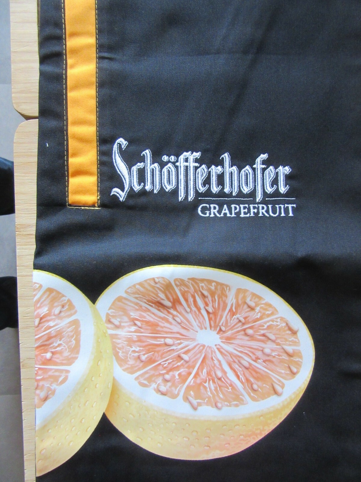 Bistroschürze Schöfferhofer Graipfruit schwarz