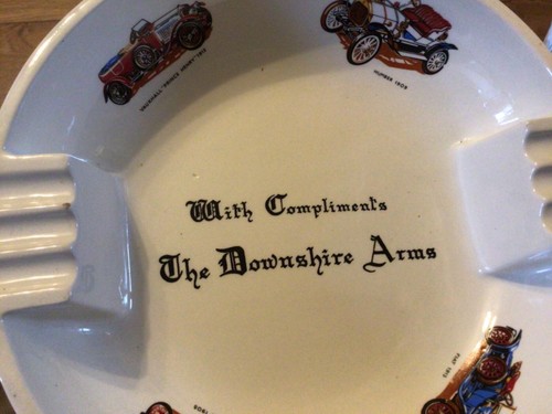 Vintage large pub ash tray with compliments the Downshire Arms - Picture 7 of 8