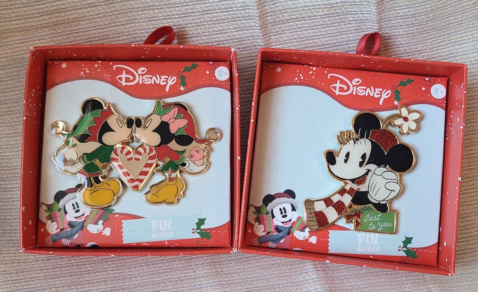 New DISNEY 2025 HOLIDAY XMAS Ornament Pin Set Limited Edition Mickey Minnie