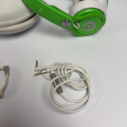 Auriculares On-Ear Beats Mixr Verde/Blanco – Excelente Estado + Estuche - Imagen 3 de 11