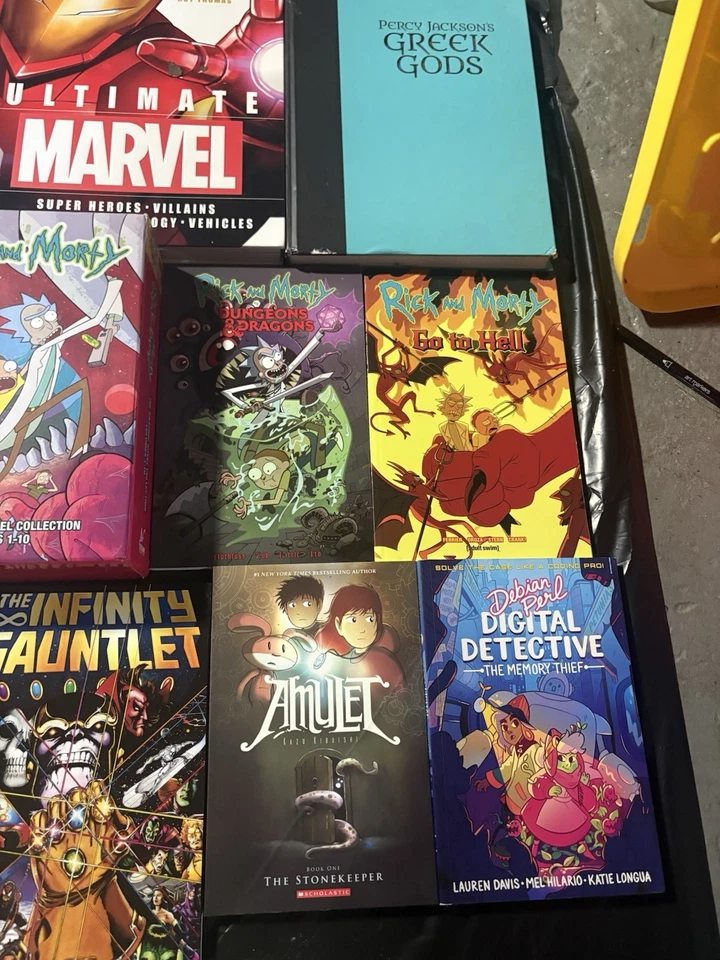 Huge Graphic Novel/comic Lot Dc, Marvel, Rick And Morty, Etc - Image 3 of 4