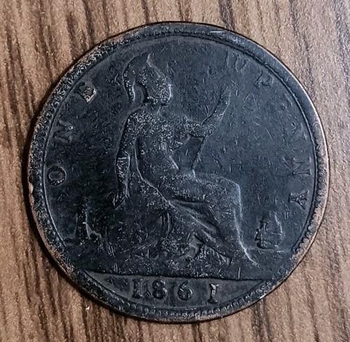 1861 British Queen Victoria One Penny Coin - In VG+ Nice For Collectors (M161) - Picture 2 of 4