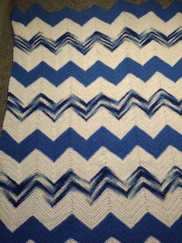 Crochet Blanket Knit Afghan 76 x 51 Chevron Granny Throw Cottage Core Afghan - Picture 4 of 9