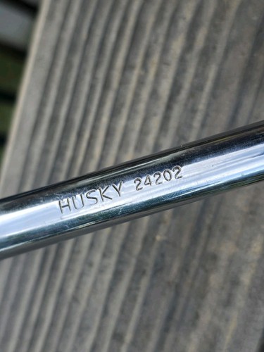 HUSKY 24202 RATCHET WRENCH 1/2" DRIVE QUICK RELEASE NICE - Picture 6 of 6