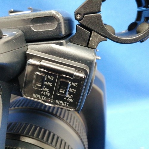 Sony HDR-AX2000 Handycam HD AVCHD Video 20x Zoom Camera Black From Japan Used - Picture 8 of 14
