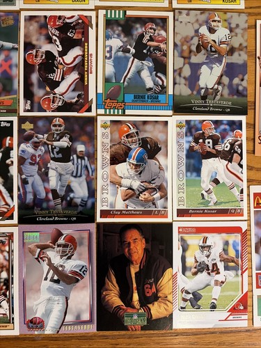 ENORME lotto (325+) diverse carte FB Cleveland Browns 1971 - 2024 Watson Kosar - Foto 11 di 24