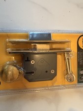 Yale 5 Lever Deadlock New Sealed with Keys 64mm 2.5 inch
