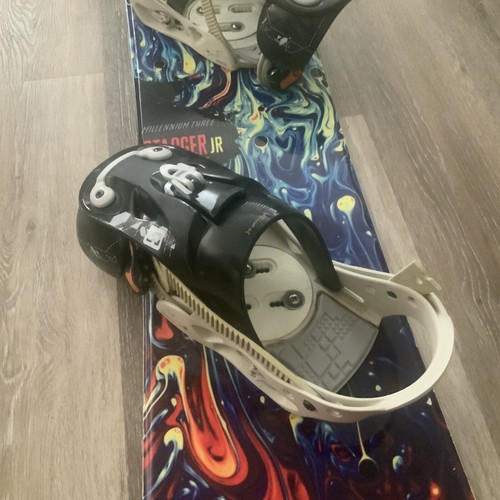 MILLENIUM THREE VAMP SNOWBOARD Swagger Jr One Thirty Euc - Picture 6 of 12
