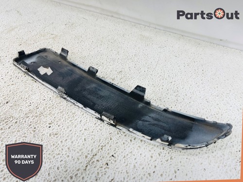 2007-2011 VW Eos Right Front Bumper Rub Strip Molding 1Q0 807 834 OEM - Picture 5 of 7