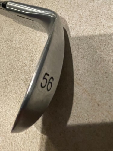 Porsche Design Golf Sand Wedge 56* Micromilled Rifle Stiff Graphite RH 35" - Picture 2 of 6