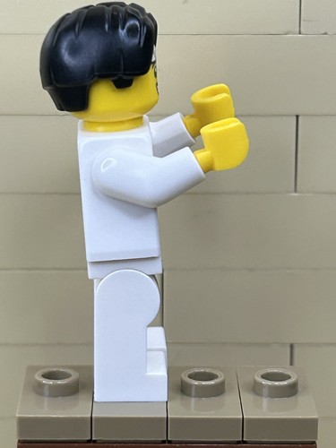 Lego Martial Arts Boy Series 20 Collectible Minifigure 71027 col367 CMF Ninja - Picture 3 of 4