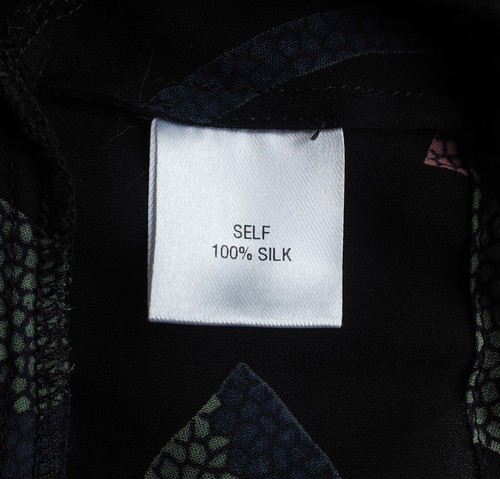 Tucker USA 100% Luxe Silk Capri Pants Drawstring Black Flower Bud Print Size XS - Picture 6 of 6