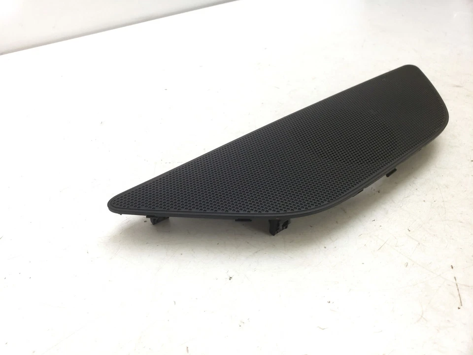 SEAT LEON MK3 DASHBOARD SPEAKER COVER TRIM 5F2857227 2013 - Image 4 of 4