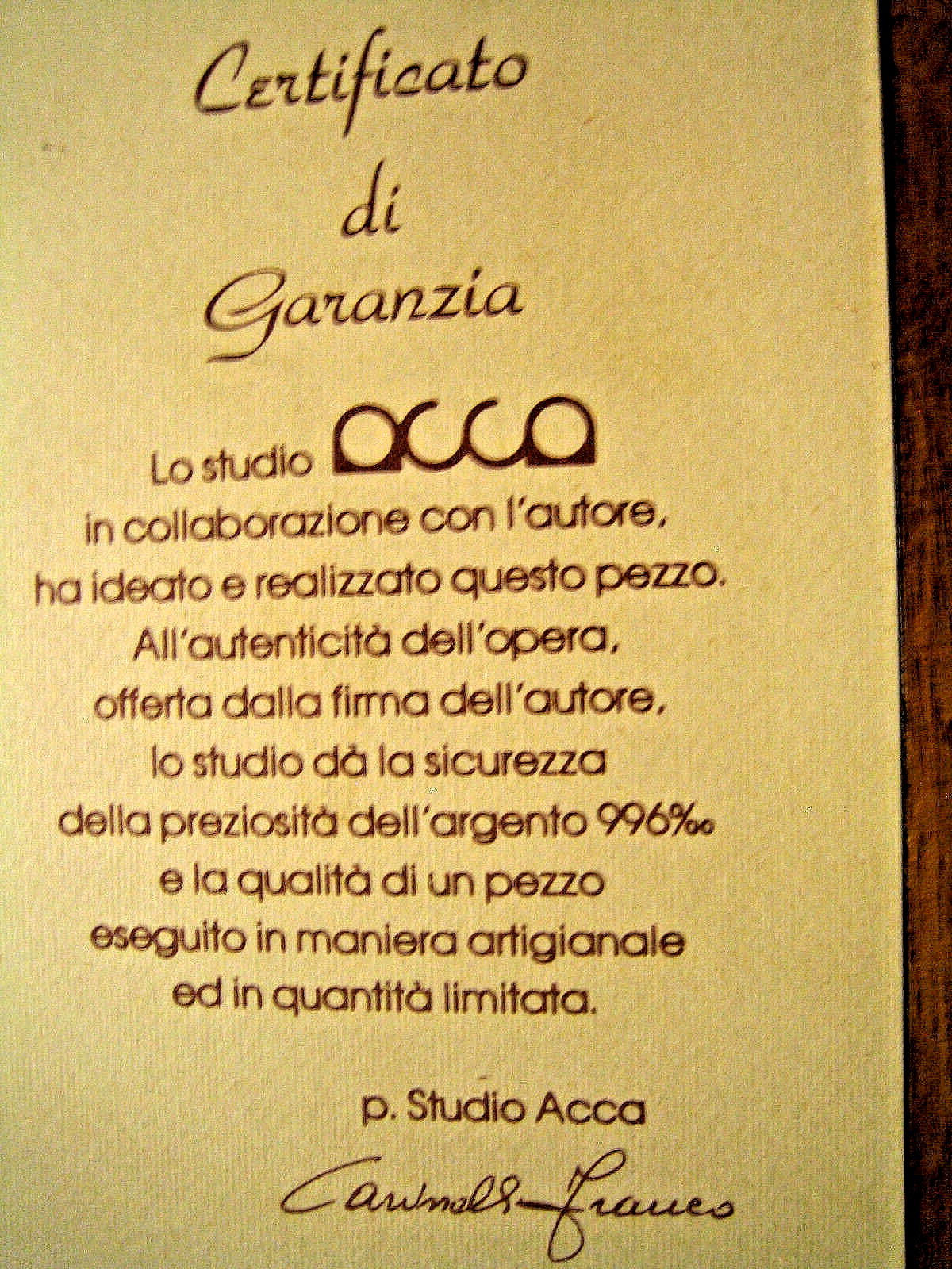 Foto 11 di 12