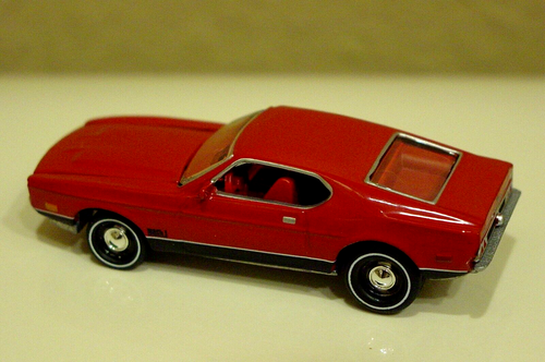 1971 Ford Mustang Mach I by Johnny Lightning - Picture 2 of 2
