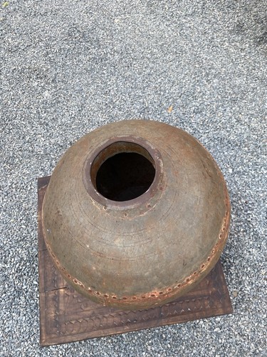 Ancient Old iron hand forged tribal water oil pot ghada rare pot 1890 - Picture 13 of 15