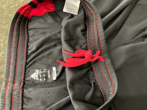 Adidas Climalite Men's Athletic Shorts Size Large Black Red 7 In Inseam F30 - Picture 8 of 8