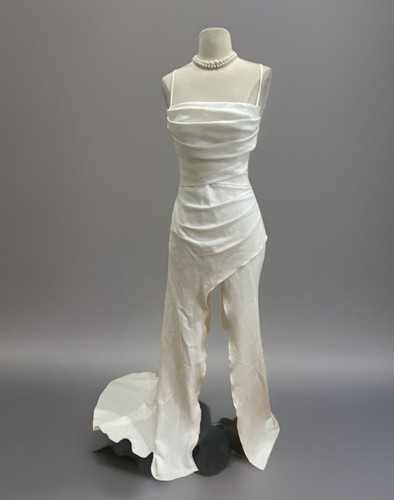 LT Lanting Bridal Bride off White Train Length Wedding Dress Size Small NWT NEW - Picture 2 of 11