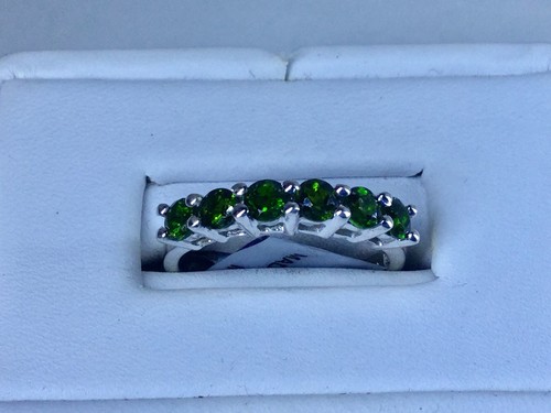 Size 8 Russian Chrome Diopside Sterling Silver Ring TGW 1.12 cts Gorgeous Green! - Picture 4 of 8
