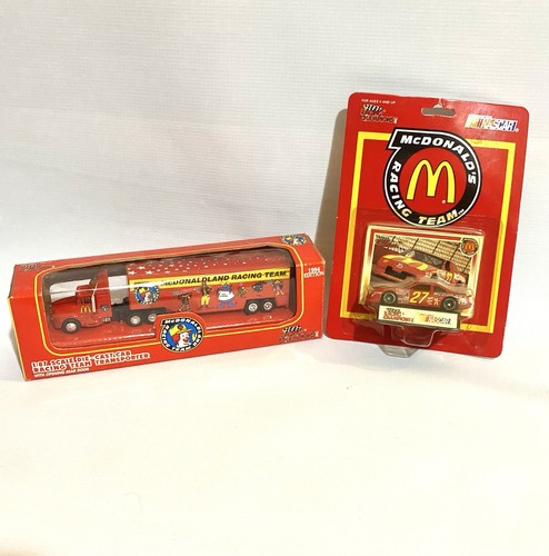 94 Racing Champions McDonald Racing Team Transporter scala 1:87 e auto pressofusa - Foto 1 di 5