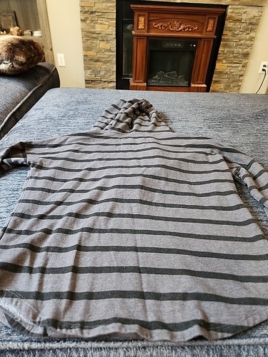 Women's Vans Gray Black Striped Large Hoodie V Neck  - Picture 10 of 11