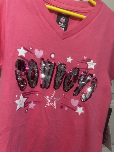 Girls Youth Dallas Cowboys New Era Pink Flip Sequins V-Neck T-Shirt - Picture 2 of 4