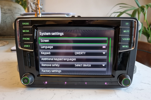 Refurbished Unlocked SKODA YETI CarPlay Android Auto Bluetooth FM Head Unit MIB2 - Picture 10 of 12