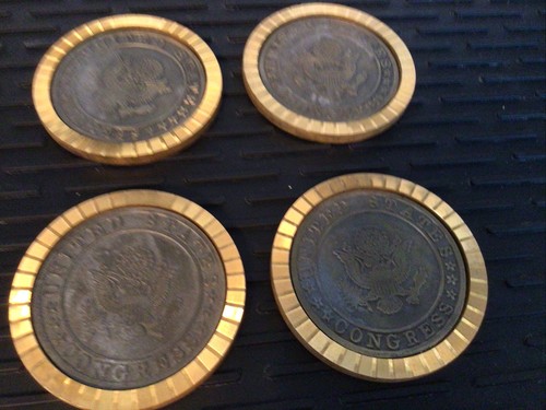 Juego de 4 posavasos de latón con sello de la Casa del Congreso de Estados Unidos DE COLECCIÓN - Imagen 2 de 3