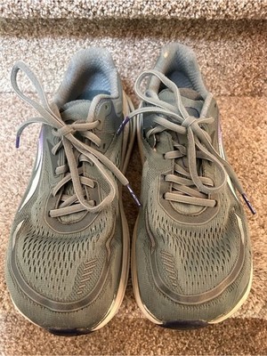 Altra Women s Paradign 6 in Grey and Purple. SZ 10. Running. Jogging. Comfort