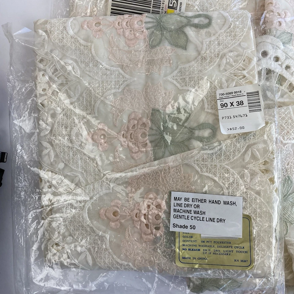 Marfil Floral Cortinas Vacantes Melocotón Salvia Verde Lote De 5 Encaje Bordado LEER Foto 2 de 4