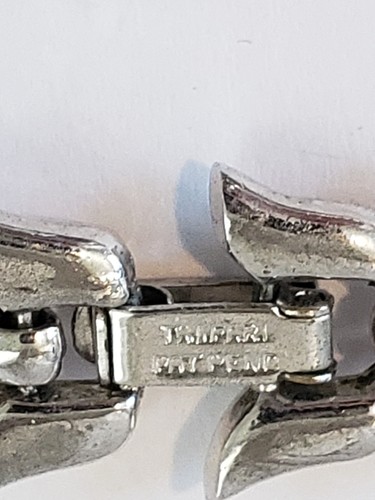 Collana Trifari vintage e orecchini pendenti a clip foglia tono argento - Foto 5 di 13