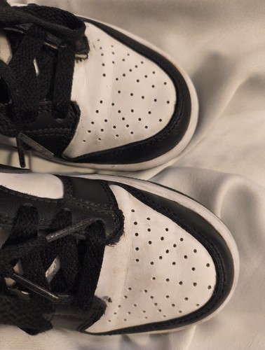 Nike Panda 🐼 Dunks Low Nero/Bianco Taglia 4Y Sneakers Scarpe da Tennis Swoosh - Foto 4 di 13