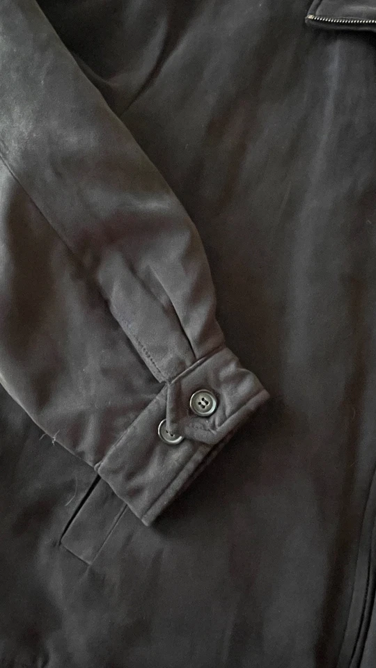 Izod Outerwear Men's Lightweight Warm Lined Soft Black Jacket M EUC - Image 3 of 4