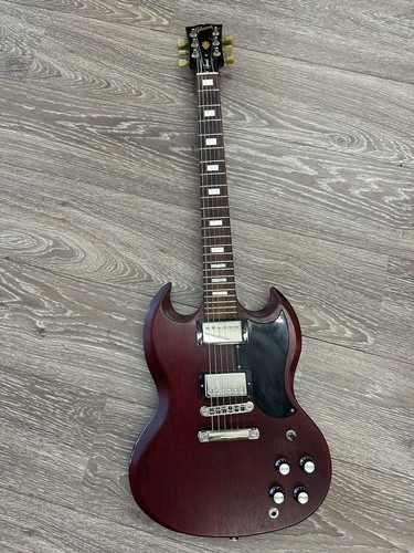 Used Gibson SG Special Satin Cherry 2017 W/Padded Gig Bag - Picture 5 of 18