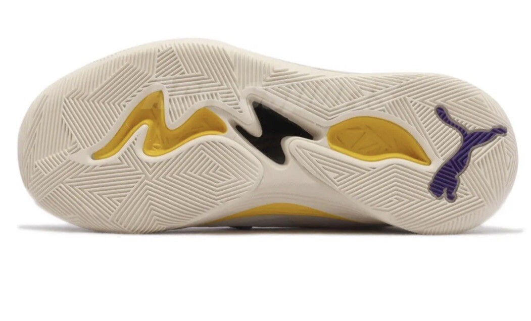 たかピ〜〜 Puma TRC Blaze Court White Spectra Yellow Lakers Men