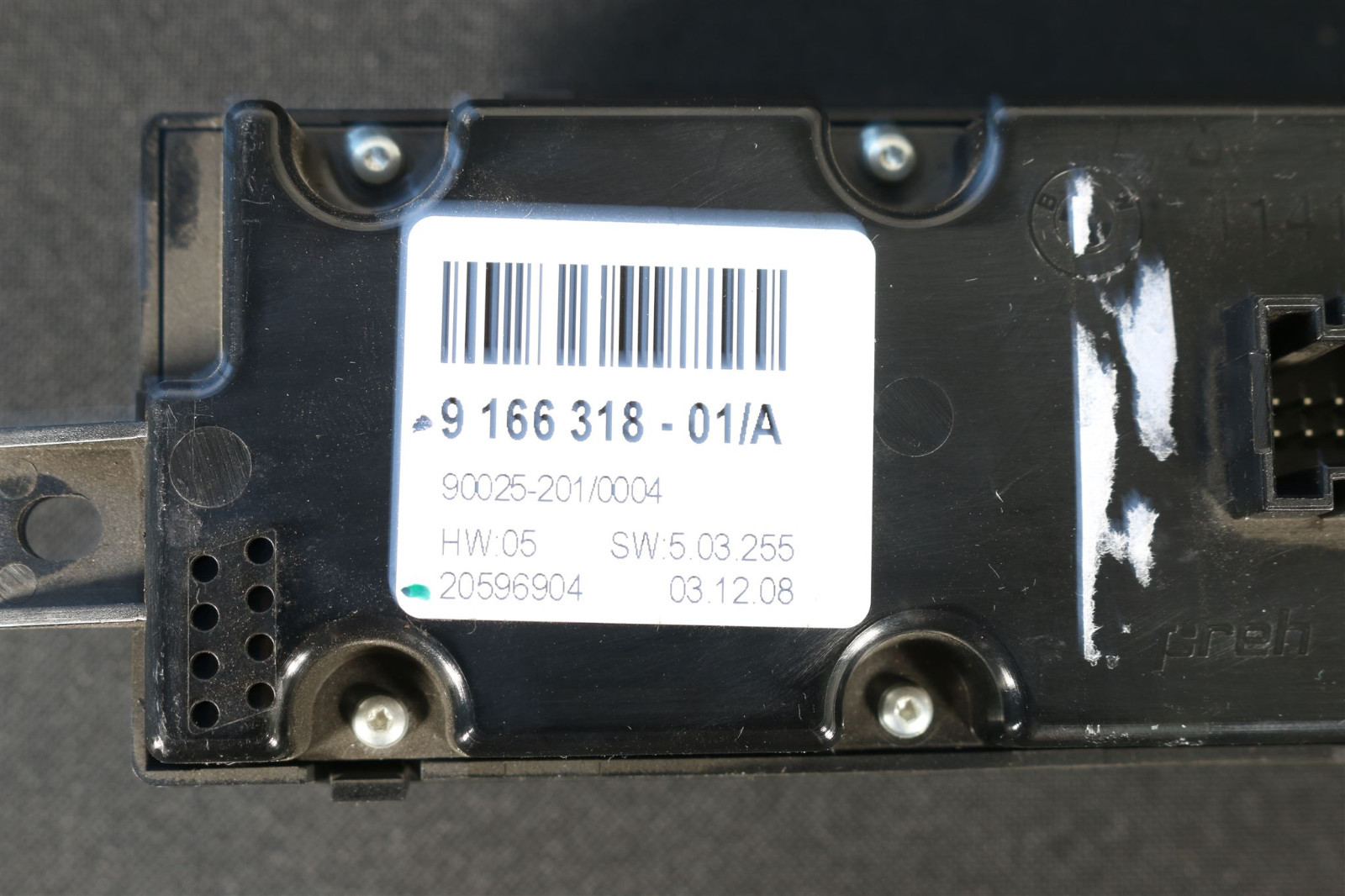 Picture 4 of 6