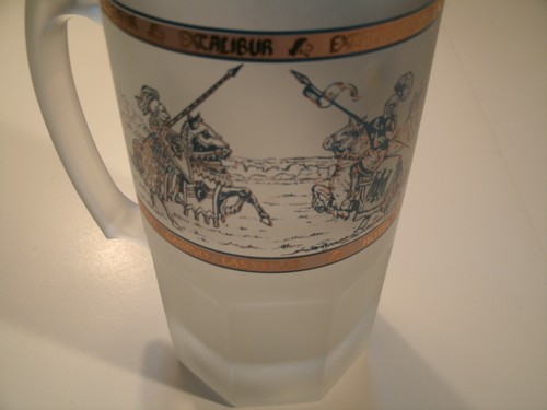 Taza esmerilada Excalibur Hotel jarra alta - Imagen 4 de 4