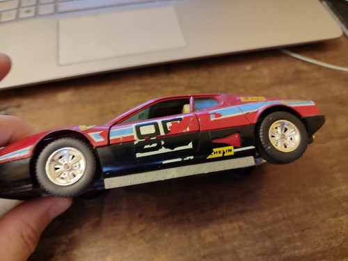 BURAGO MACCHINA FERRARI 512 1/24 VINTAGE LEGGI BENE - Foto 10 di 12