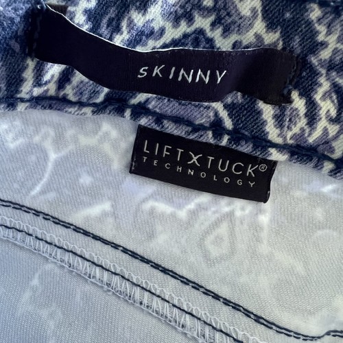 NYDJ for Chico's Jeans Size 10  Flawless Contour Paisley/Scroll Skinny Ankle - Picture 8 of 13